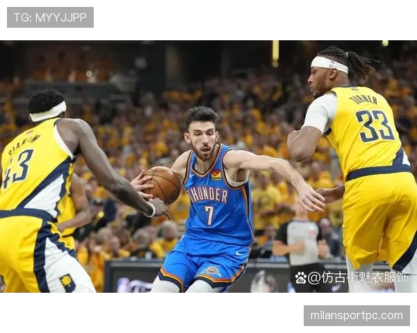 切特·霍姆格伦挡拆拉开空间提升三分效率明显超越上赛季同期